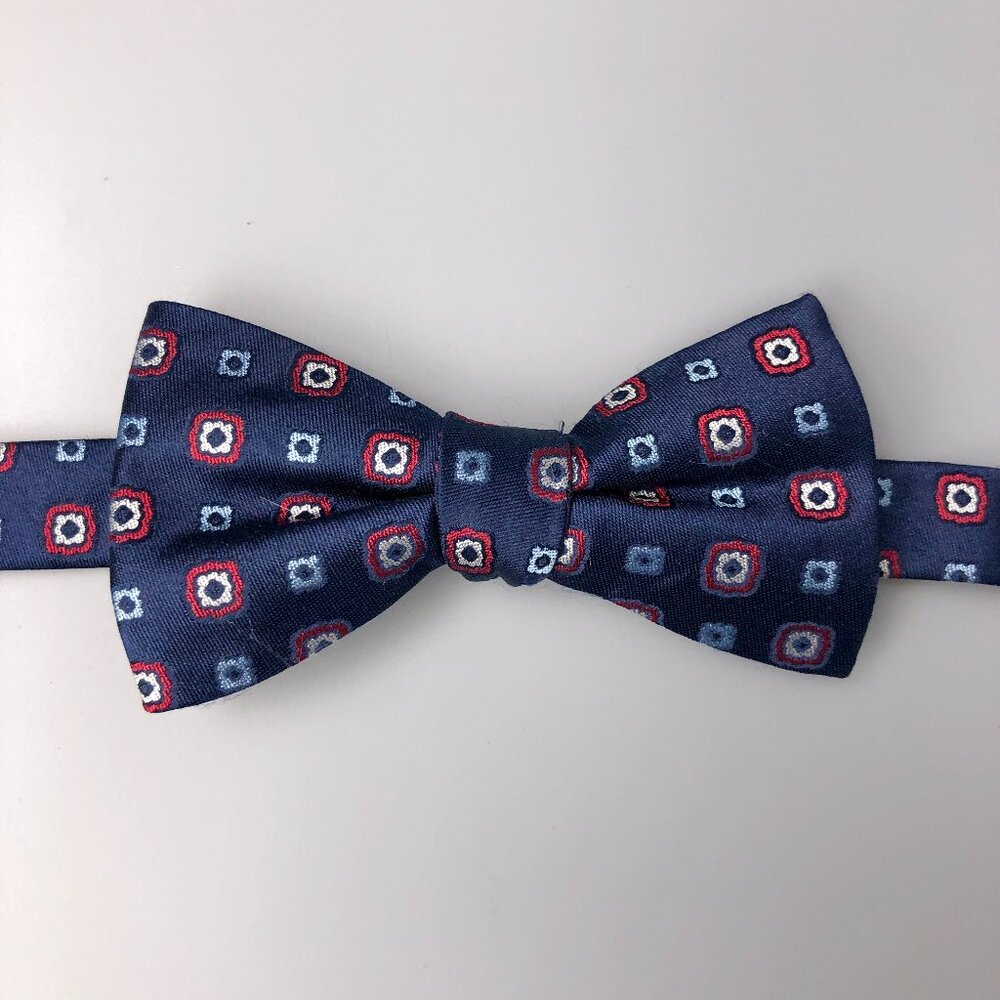 Tommy Hilfiger Classic Navy and Red 100% Silk Bow Tie (worn once)